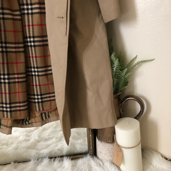 Burberry Trench Coat - Picture 2 of 9